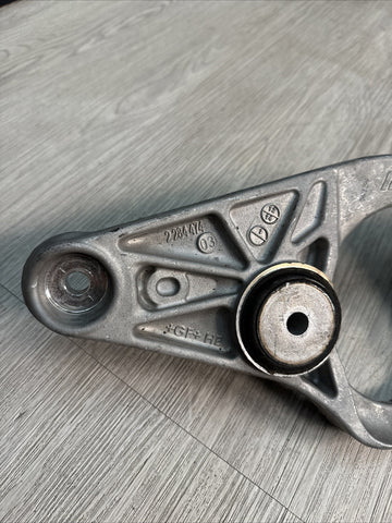 2015-2020 BMW F80 F82 F83 F87 M2 M3 M4 REAR DIFFERENTIAL MOUNT BRACKET 2284774