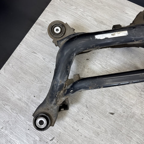 01-06 BMW E46 M3 REAR SUSPENSION SUBFRAME AXLE CARRIER CRADLE