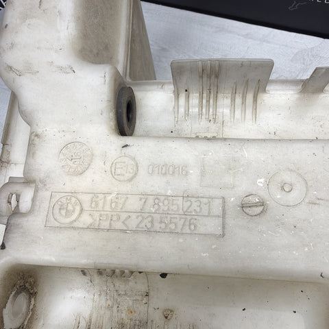 BMW 01-06 E46 330 M3 Washer Fluid Tank Reservoir With Headlight Washers