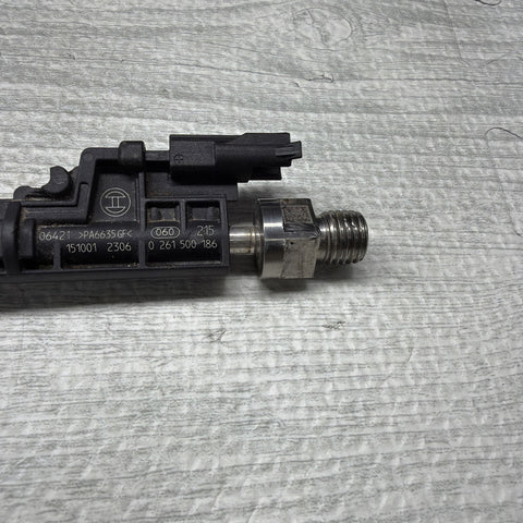 OEM BMW F10 F12 F13 F85 M5 M6 X5 Engine N63 S63 High Pressure Fuel Injector