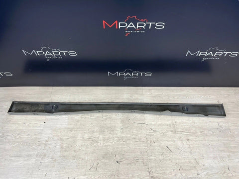 94-99 BMW E36 M3 RIGHT PASSENGER SIDE SKIRT ROCKER MOLDING ARCTIC SILVER