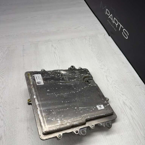 BMW F80 F82 F83 M3 M4 Engine ECM Electronic Control Module OEM 8642252 *Dent*