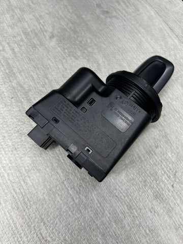 OEM 2013-2021 PORSCHE MACAN IGNITION SWITCH W/KEY FOB 7PP905865F