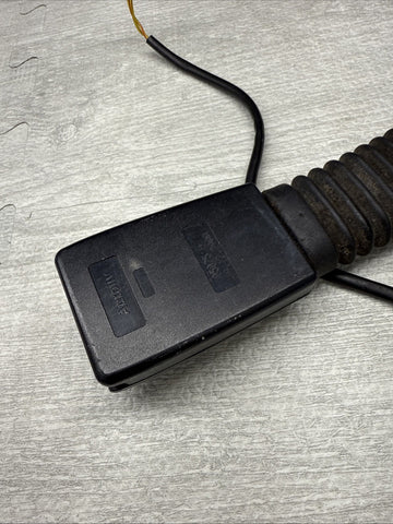 91-99 BMW E36 323 328 M3 Front Right Passenger Seatbelt Tensioner Buckle OEM