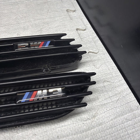 01-06 BMW E46 M3 Left Right Fender Vent Grilles Grills Trims Gloss Black