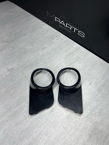 2000-2003 BMW E39 M5 FRONT LOWER FOG LIGHT GRILLES TRIMS OEM 51112496283