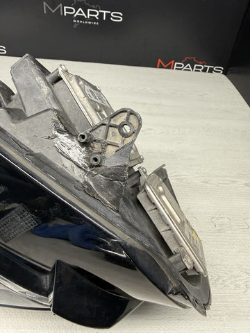 2016-2019 Cadillac CTS V HID Headlight OEM Right Passenger Side 84319720