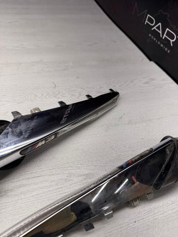 08-13 BMW E92 E93 M3 Left and Right Fender Vent Grille Turn Signal Pair OEM