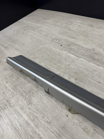 94-99 BMW E36 M3 RIGHT PASSENGER SIDE SKIRT ROCKER MOLDING ARCTIC SILVER