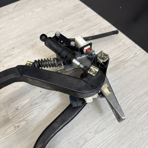 BMW 94-99 E36 318i 323i 325i 328i M3 Clutch and Brake Pedal Assembly