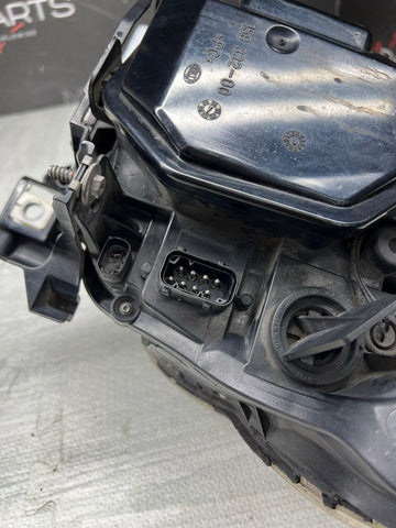 BMW E60 525 535 M5 04-07 OEM PASSENGER RIGHT SIDE HID XENON LIGHT LAMP HEADLIGHT