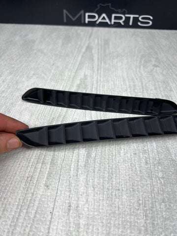 BMW 16-18 F87 M2 Rear Bumper Reflectors Vents Covers