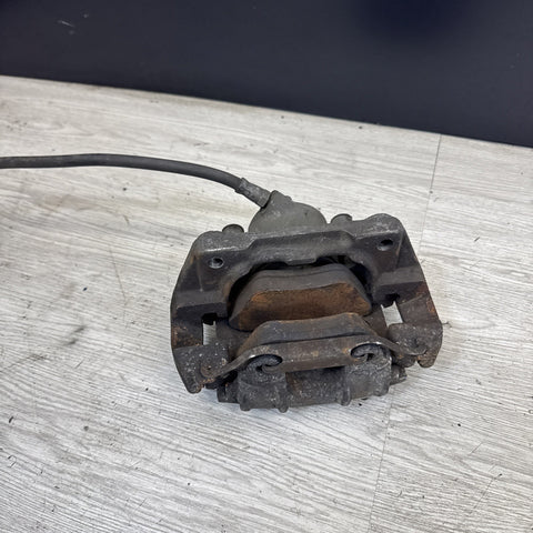 94-02 BMW E36 M3 Z3 FRONT RIGHT PASSENGER BRAKE CALIPER SHOE CARRIER HOUSING OEM