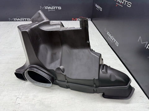 08-13 OEM BMW E90 E92 E93 M3 Engine S65 Airbox Air Intake Cleaner Muffler *Crack