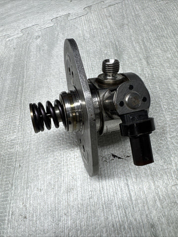 OEM BMW G05 G07 G12 G15 G30 Engine N63 S63 V8 HPFP High Pressure Fuel Pump 1-4