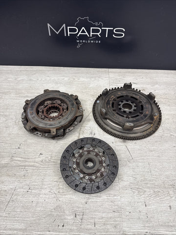 08-13 BMW E90 E92 E93 M3 S65 V8 Factory Flywheel Clutch Kit Manual OEM LUK 6.729