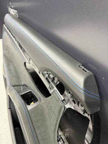 22-25 PORSCHE 718 CAYMAN GT4RS GT4 RS LEFT DRIVER INNER DOOR PANEL