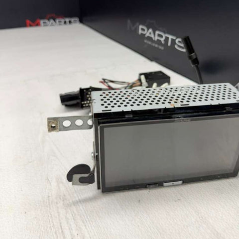 Alpine iLX-007 Digital Media Receiver Apple CarPlay Android Auto 7″ Touchscreen