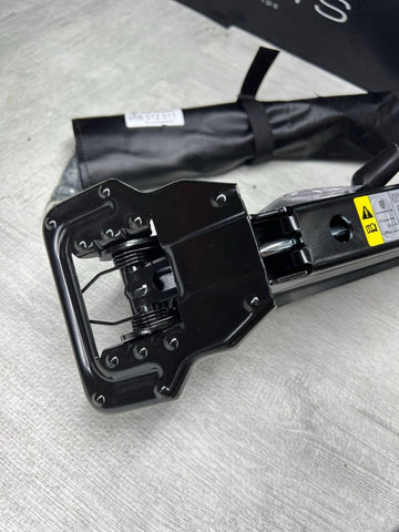 2015-2024 PORSCHE MACAN - Tool Kit Tools + Bag + Jack95B012011