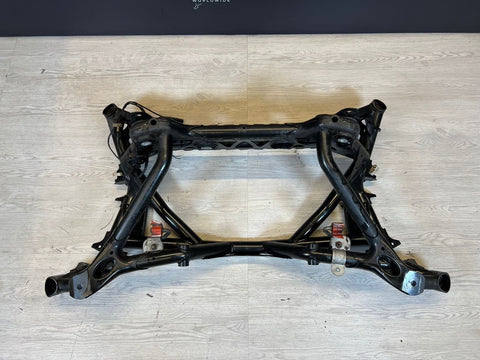 15-20 BMW F80 F82 F83 M3 M4 REAR SUSPENSION SUBFRAME AXLE CARRIER CRADLE
