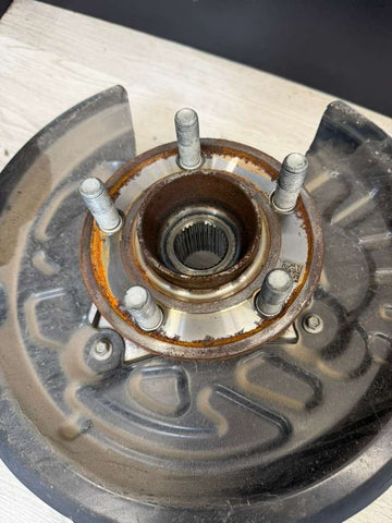 2024-2025 Ford Mustang GT S650 Rear Right Spindle Knuckle Hub OEM PR3C-5B758-AB