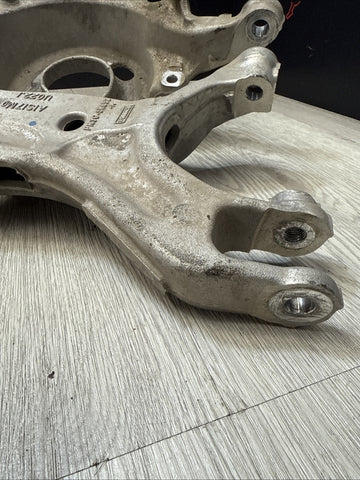 Ford Mustang 2.3L Automatic Rear Left Control Knuckle Arm PR3C-5K652-AG