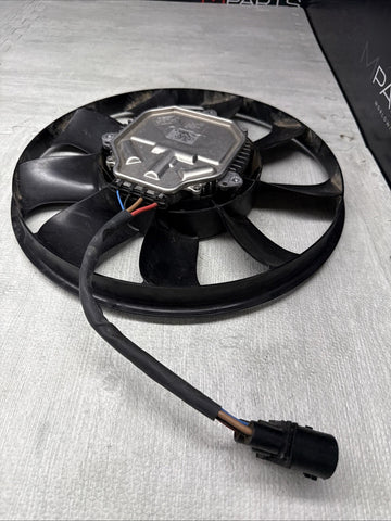 19-25 Lamborghini Urus Audi Rsq8 Porsche Cayenne Radiator Electric Fan Right