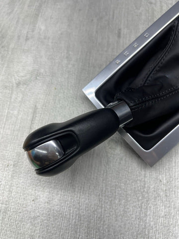 2017-2021 PORSCHE MACAN - Automatic Shifter KNOB W/ BOOT 95B713139E