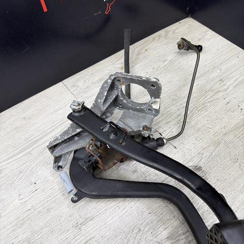 01-06 BMW E46 M3 OEM Clutch and Brake Pedal Assembly + Pedal Covers