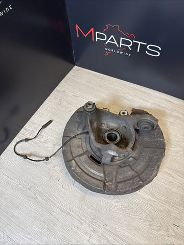 2012-2019 BMW F06 F10 M5 M6 RIGHT PASSENGER REAR SPINDLE KNUCKLE HUB