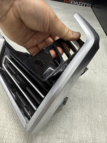 20-25 BMW G06 F96 X6 X6M FRONT CENTER DASH AIR VENTS TRIM CLIMATE PANEL *DAMAGE