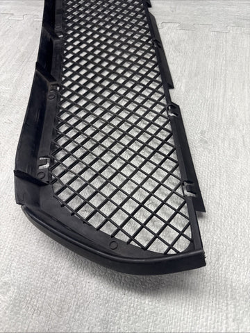 Genuine 01-06 BMW E46 M3 Front Center Bumper Grille Cover Trim *Notes*