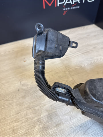 BMW 21-25 G80 M3 WINDSHIELD WASHER RESERVOIR TANK BOTTLE 9502227 OEM