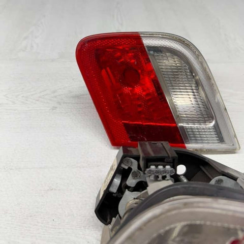 2000–2003 BMW 3 Series E46 Rear Trunk-Lid Tail Light Lamp Left+Right OEM