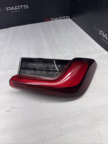 2019 2020 2021 BMW 330i 330e M340i M3 Right Outer Tail Light OEM H35A3BCA201