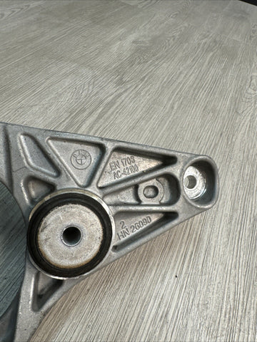 2015-2020 BMW F80 F82 F83 F87 M2 M3 M4 REAR DIFFERENTIAL MOUNT BRACKET 2284774