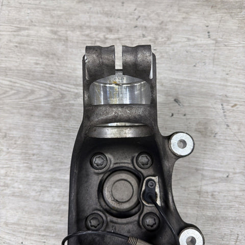 15-20 OEM BMW F80 F82 F83 M3 M4 Front Right Hub Spindle Knuckle Wheel Bearing