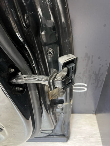 (PICKUP ONLY) BMW 20-25 840I M8 Coupe Left Driver Side Door Black OEM