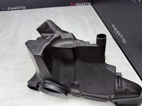 08-13 OEM BMW E90 E92 E93 M3 Engine S65 Airbox Air Intake Top Cover