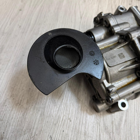 2011–2016 BMW M5/M6 S63 ENGINE MOTOR OIL FEED PUMP OEM 7843135