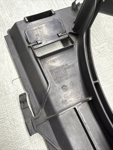 08-13 BMW E90 E92 E93 M3 S65 Engine Radiator Cooling Electric Fan Housing