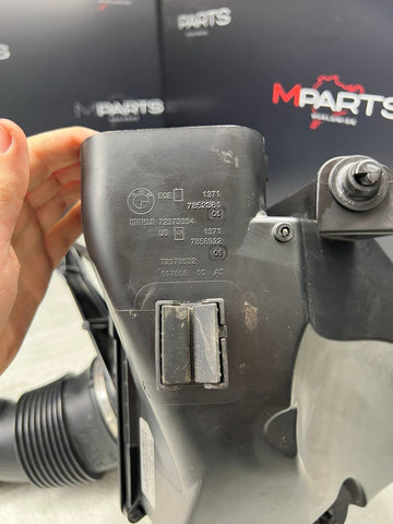 18-23 BMW F90 F91 F92 F93 M5 M8 LEFT AIR FILTER HOUSING INTAKE ASSEMBLY OEM