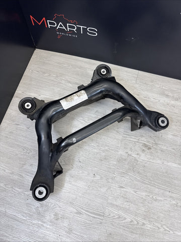 01-06 BMW E46 M3 REAR SUSPENSION SUBFRAME AXLE CARRIER CRADLE