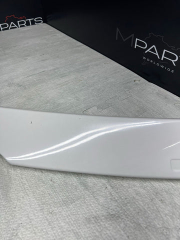04-10 BMW E60 5-Series M5 CF Carbon Fiber Rear Roof Spoiler Wing A Style