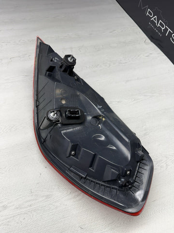 12-19 OEM BMW F06 F12 F13 640 650 M6 Rear Left Outer Tail Light OEM 7210577