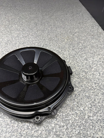 24-25 Porsche 911 991.2 BOSE Front Left & Right Audio Radio Door Speaker Set