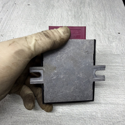 OEM BMW E88 E90 E92 E93 Helbako Fuel Pump Relay Control Module EKPM3