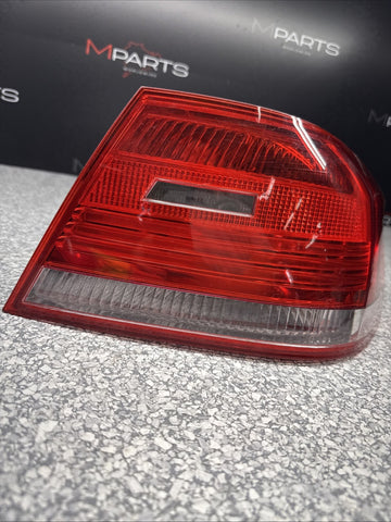OEM 07-10 BMW E92 328i 335 M3 Damage Right Tail Light 7174404 Used