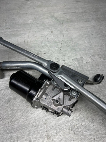 BMW 21-25 G80 M3 Windshield Wiper Motor & Linkage Assembly OEM