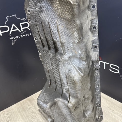 BMW F80 F82 F83 M3 M4 15-20 Engine Oil Pan S55 7854463 *Notes*